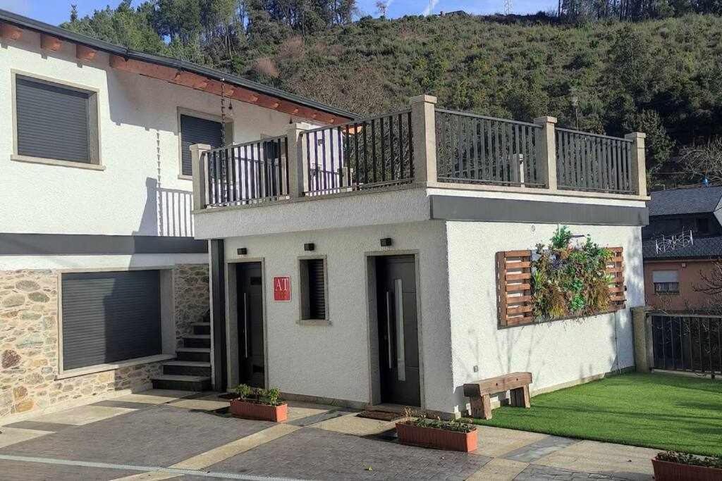 Precioso Apartamento De 1 Habitacion O Barco de Valdeorras Exteriör bild