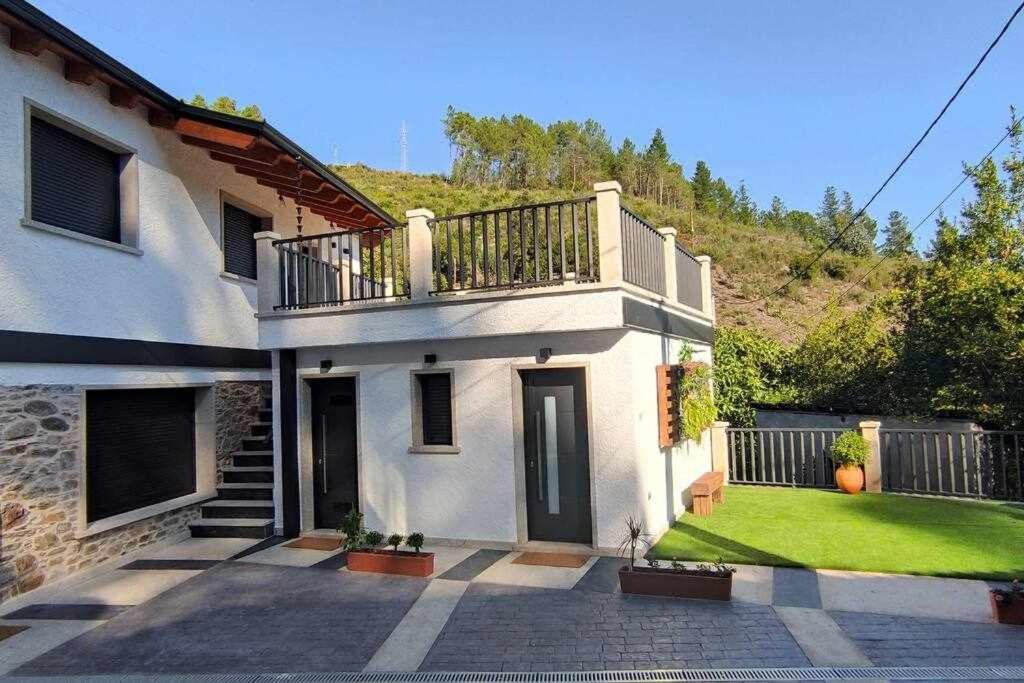 Precioso Apartamento De 1 Habitacion O Barco de Valdeorras Exteriör bild